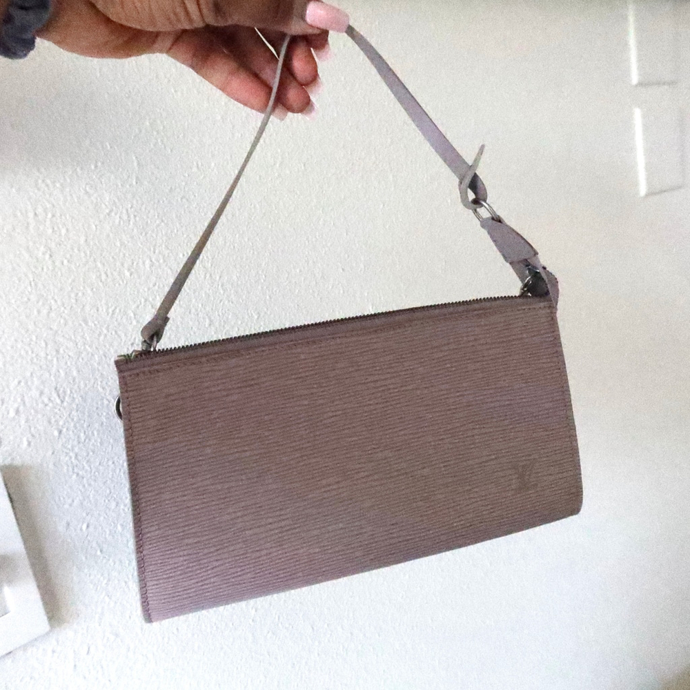 Louis Vuitton Epi Leather Pochette Accessoires – Lilac